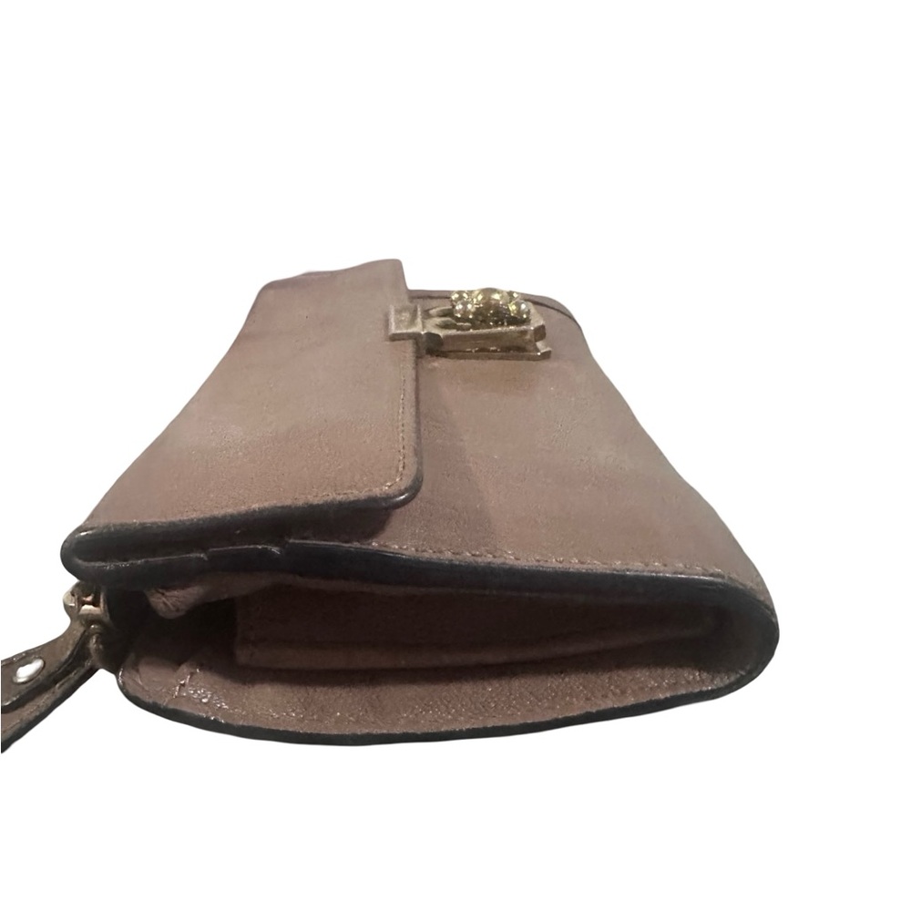 Chloé Elsie continental long wallet Beige Color With Turn Lock 7.5x4.5 COA - Picture 6 of 15